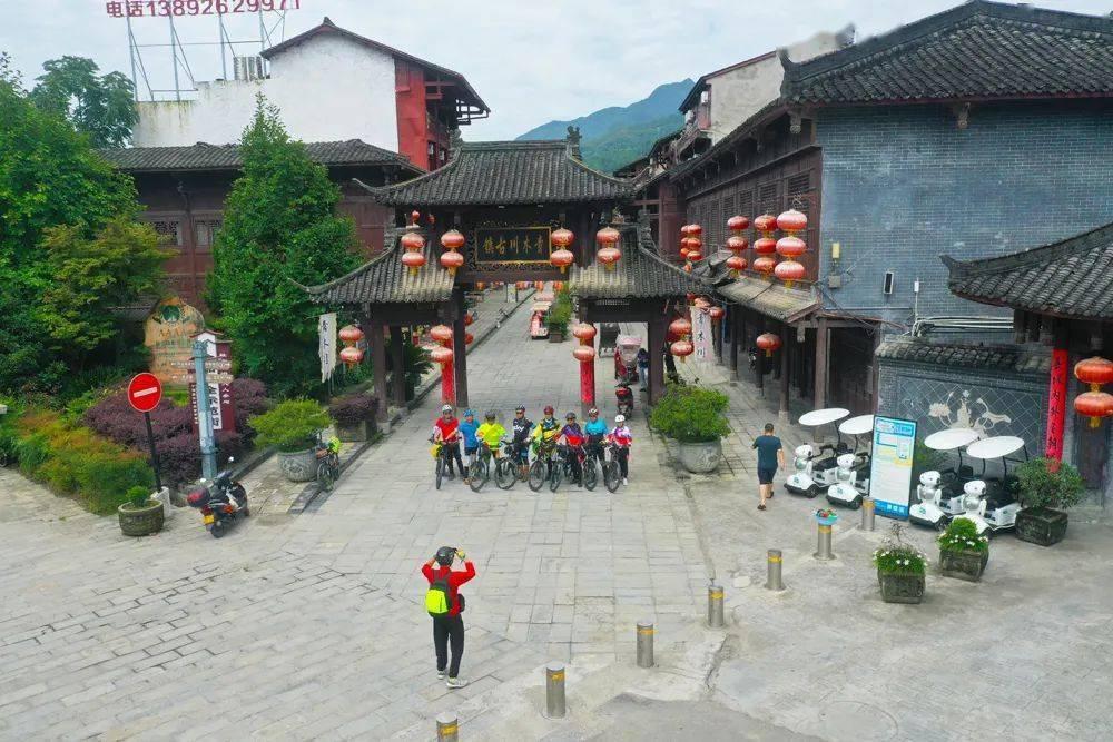 专业问答网站 快来看呀,那个煎牛排不撕塑料袋的男人又开始煎羊排了,解决你的疑惑